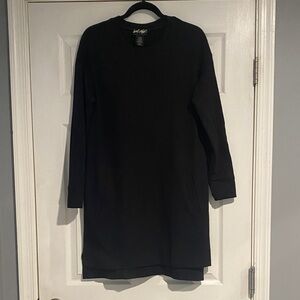 Lord & Taylor Classic Black Top